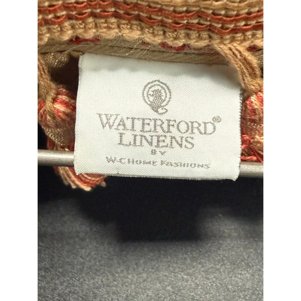 Waterford Linens Set of 2 Red Gold Damask Tassel Fringe Throw Pillows 18x18